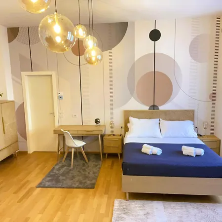 Top Con Garage, No Ztl - Palazzo Tufi Apartment